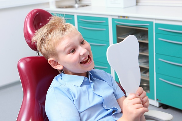 Children Dentist Near Me: What Happens At A First Pediatric Dental Visit