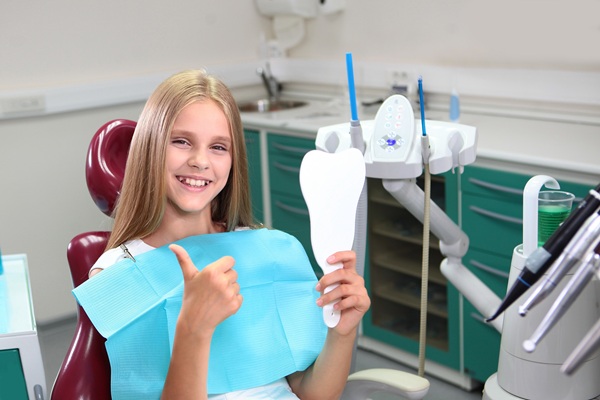 How Laser Dentists Repair Cavities And Gum Disease Without Drills And Scalpels