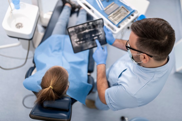 What’s The Difference Between A Root Canal And A Filling?
