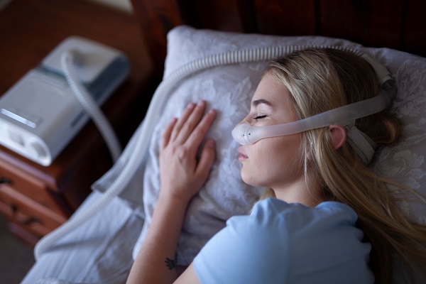 How A Dental Oral Appliance Helps With Sleep Apnea